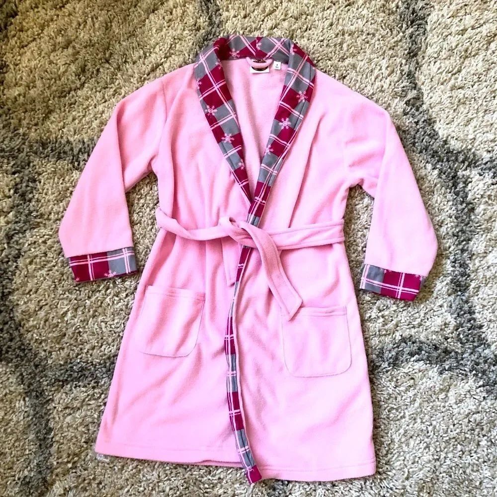 Bass Pro Shops Pink Snowflake Plaid Girls Plush Bath Robe 6